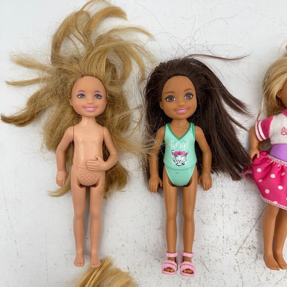 Lot of Barbie's Little Sister Kelly & Friends, Baby Newborn Krissy includes Boy - Picture 3 of 8